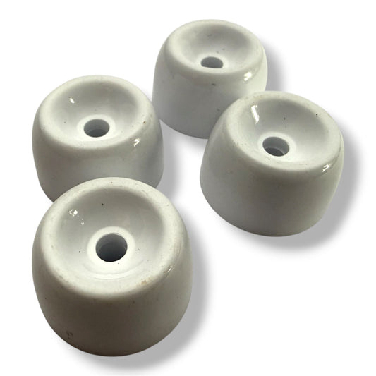 Set 4 patas plásticas con remache BLANCO